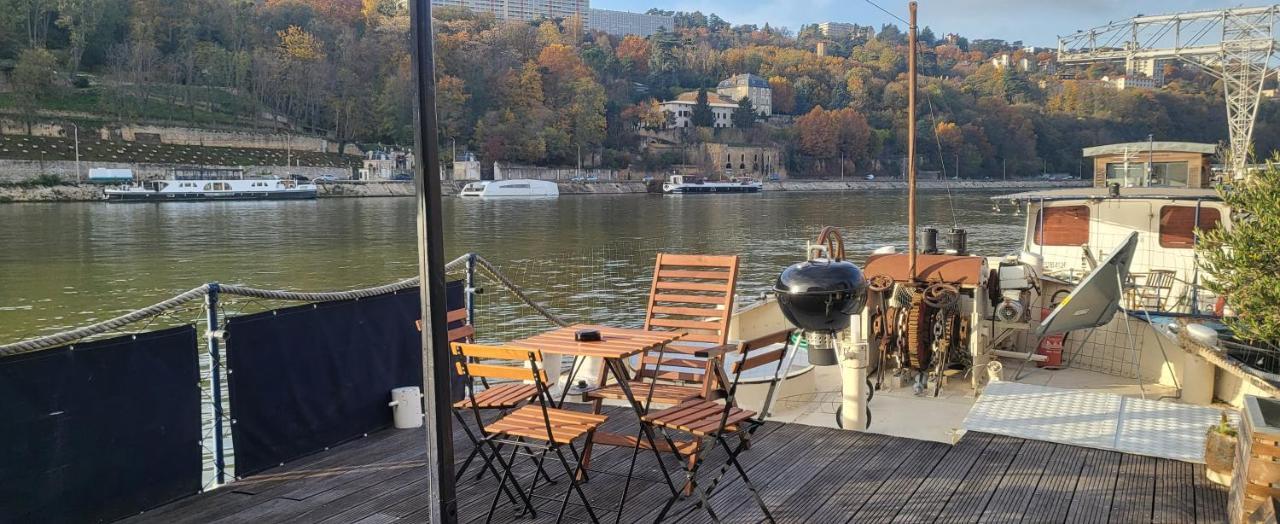 Appartement Dans Peniche Atypique Et Idyllique A Confluence Lyon Exteriör bild